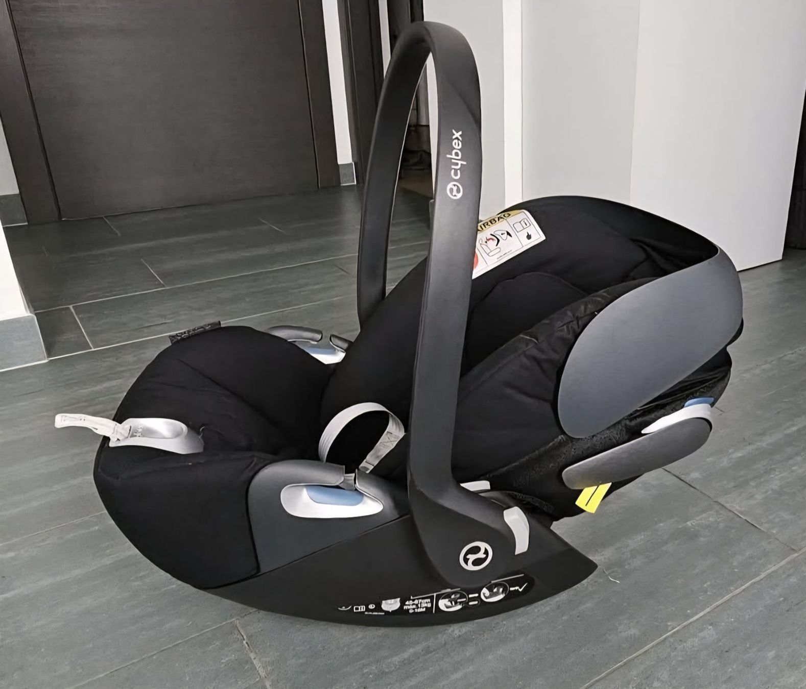 Bugaboo Carrozzine: Bugaboo camaelon 3 – Usato da Stabio venduto da marco.scarfo 3
