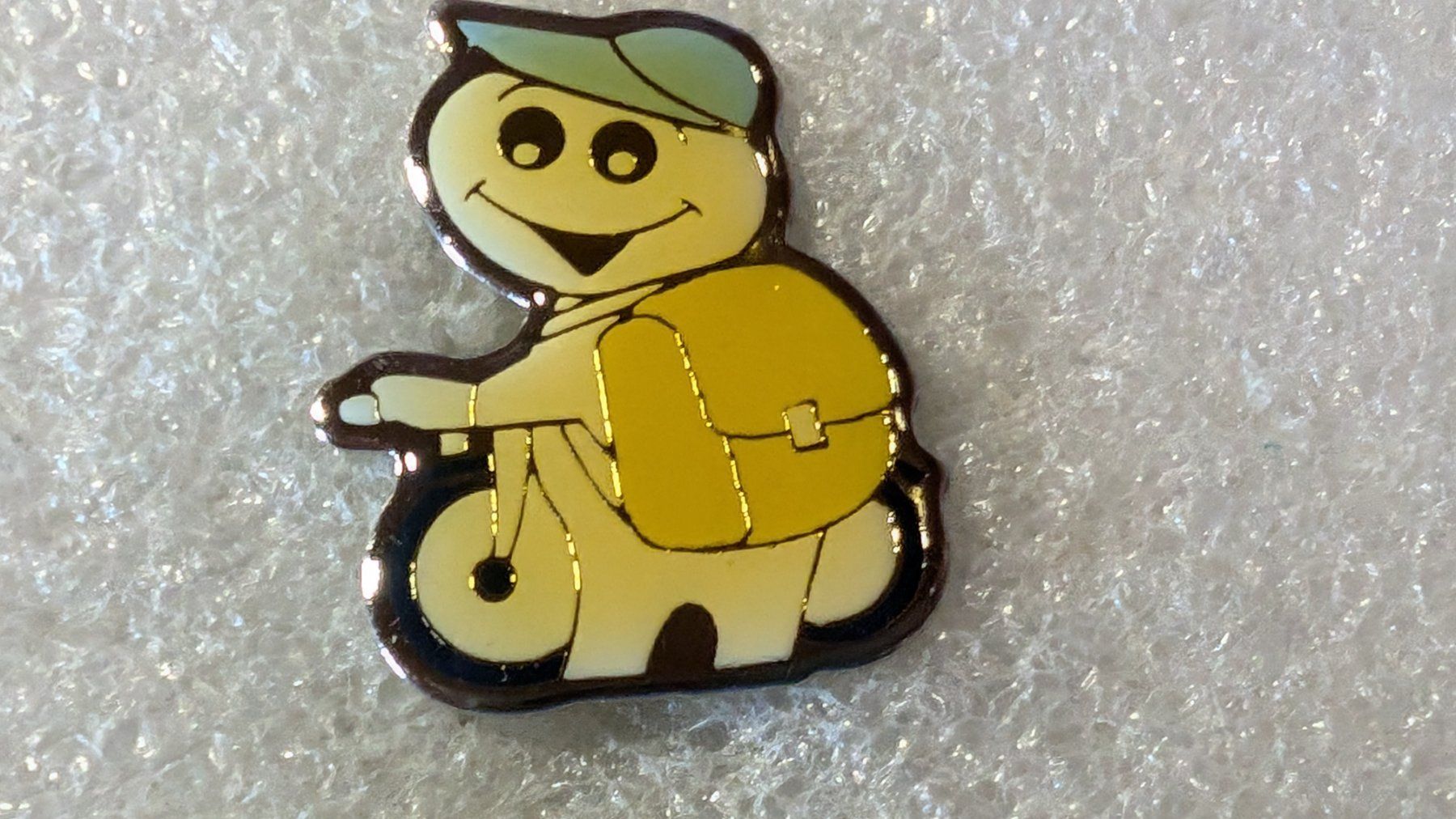 Placchette & Badge: Ansteckpin 227: Maga Bio – Usato da Oppligen venduto da Pin-Fall-Shop
