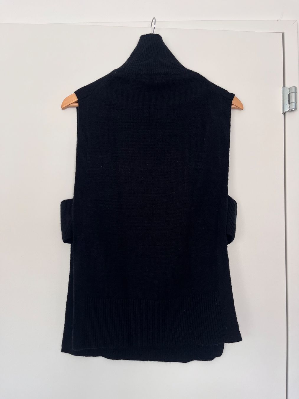 Calvin Klein Gilets & Westen: Calvin Klein Weste (Grösse S) – Gebraucht aus Zürich von ajd_fwj2 1