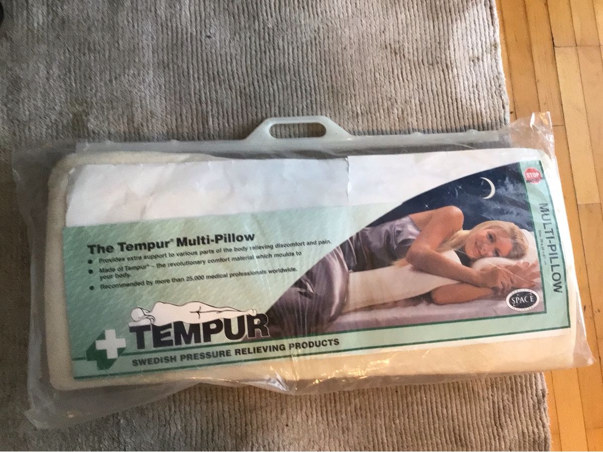 Tempur Cuscini: Tempur Multi Kissen, Neu, Originalverpackt – Nuovo (secondo la descrizione) da Riedikon venduto da Winter21.