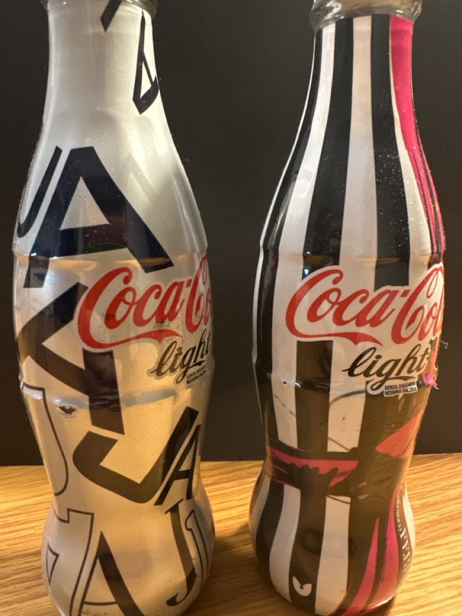 Coca-Cola Altro in Stoviglie & Bicchieri: Coca-Cola Light Designer Flaschen 4er-Set limitiert – Nuovo (secondo la descrizione) da Muri AG venduto da pad_crude 3