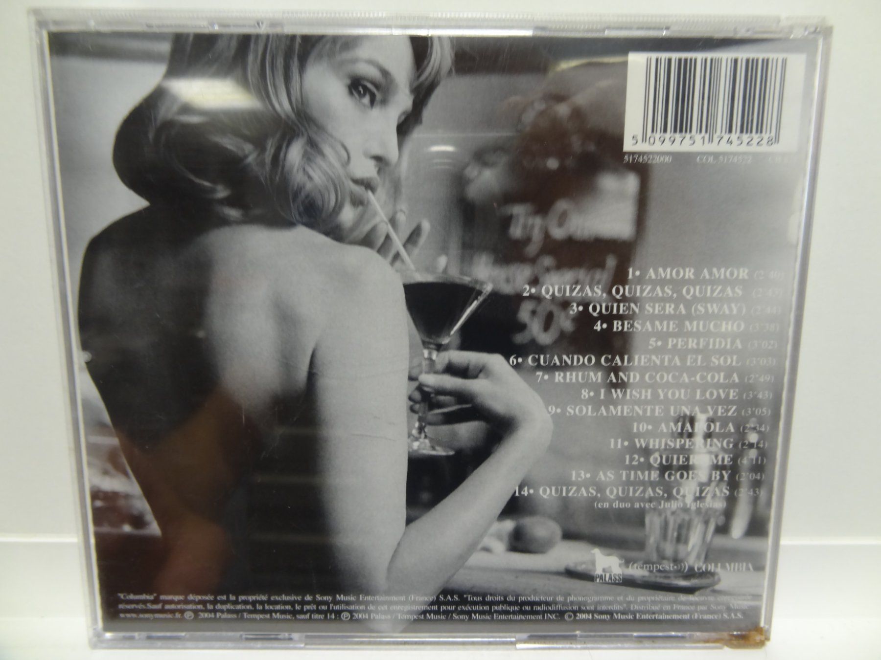 CDs: Arielle Dombasle - Amor Amor – Gebraucht aus luzern von musicandart 1