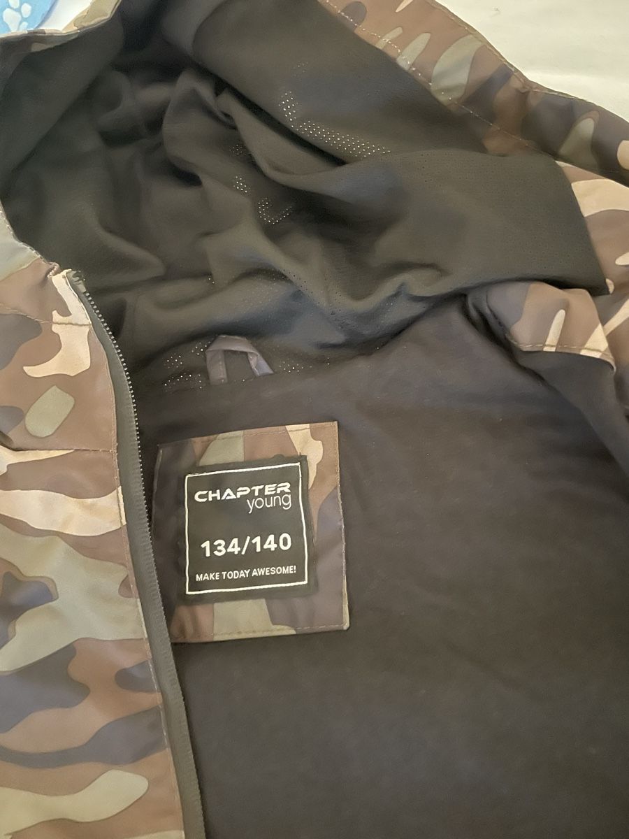 Jacken & Mäntel: Coole Übergangsjacke Chapter Young Gr. 134/140 – Neu (gemäss Beschreibung) aus Dietikon von Apel 2
