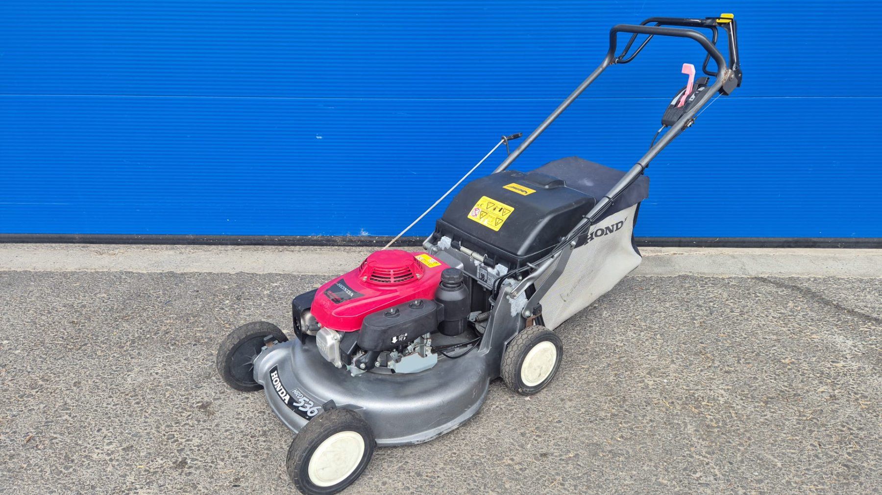 Honda Tondeuses à gazon: Rasenmäher Honda HRD536 – D'occasion à Hasle b. Burgdorf par EGO-PowerPlus3415