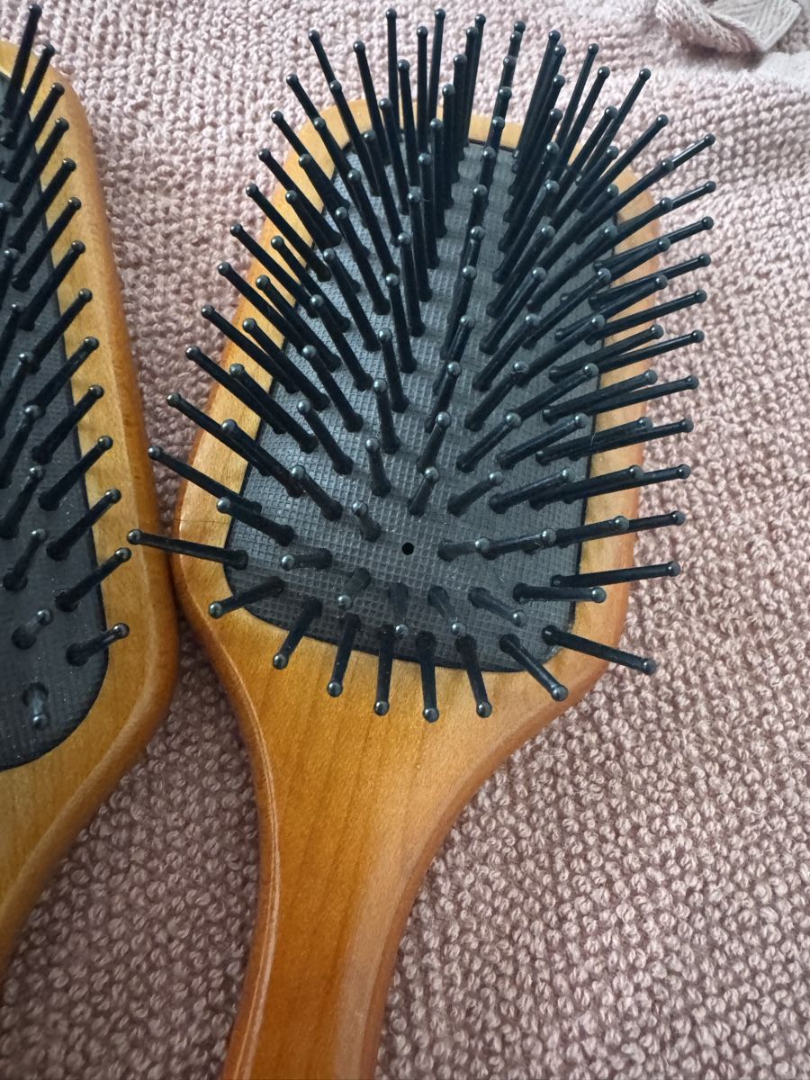Altro per la cura dei capelli: AVEDA brosse à cheveux – Nuovo (secondo la descrizione) da Meyrin venduto da mai_pl7s 2