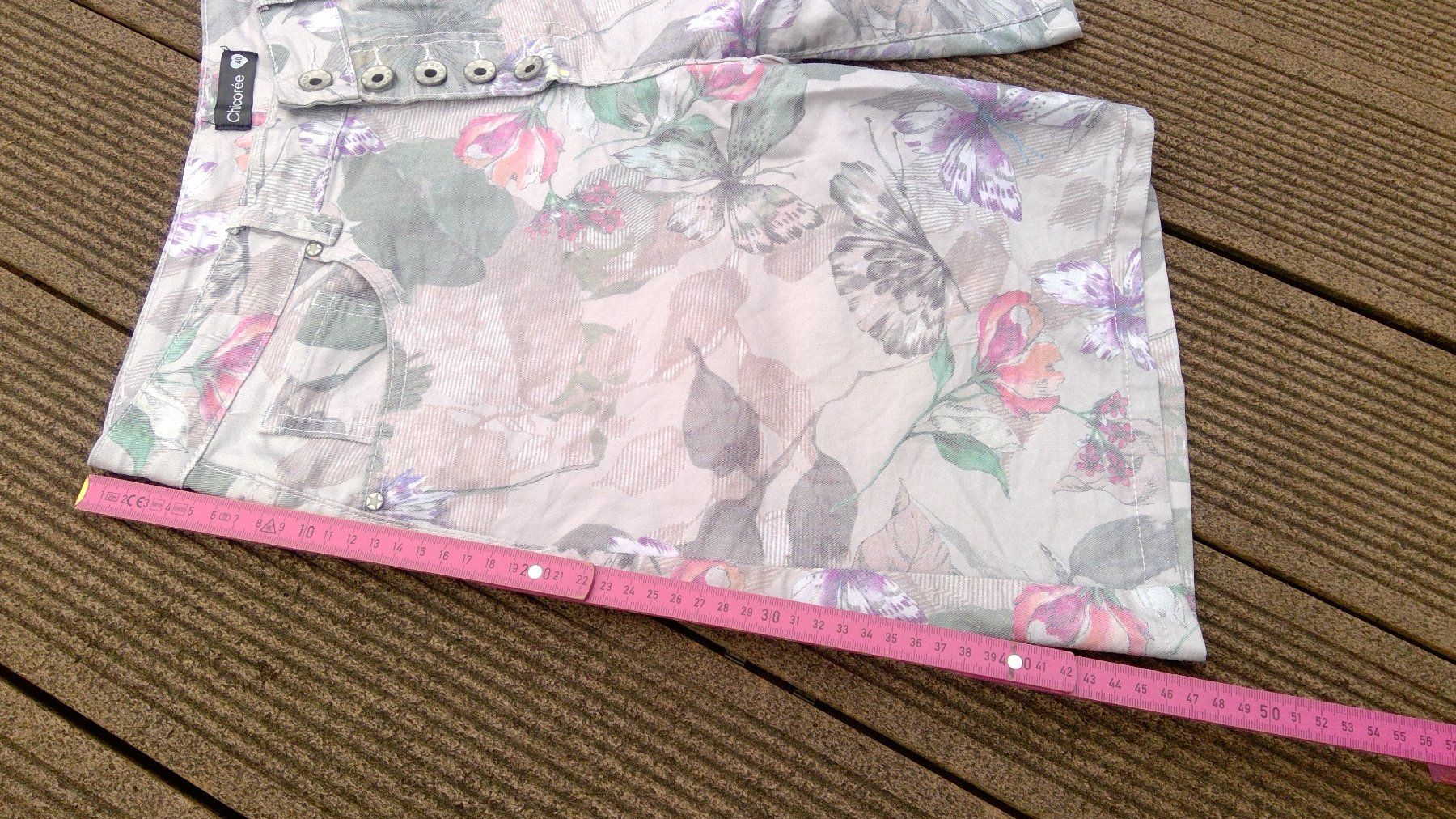 Pantaloni: Bermuda beiges & motifs fleurs CHICORÉE, taille 40, NEUF – Nuovo (secondo la descrizione) da Agiez venduto da chouchanelle 5