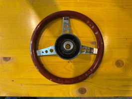 Volant OMP en bois diamètre 35 cm en très bon état