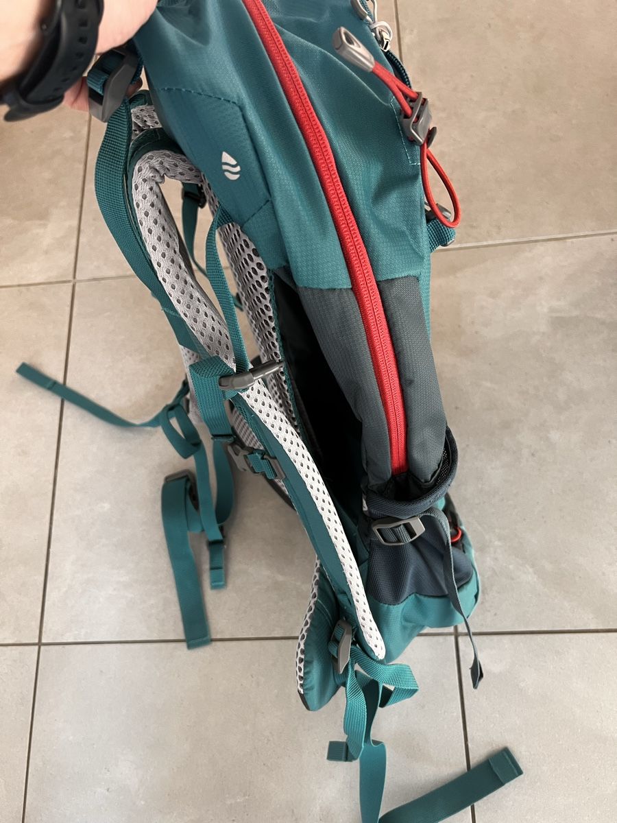 Deuter Zaini: Sac à dos Deuter  – Nuovo e nell'imballaggio originale da Nyon venduto da noi_tf8q 3