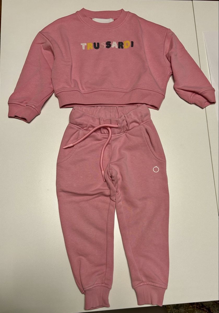 Tute: Trussardi ensemble fille 3 ans – Usato da Mont-sur-Rolle venduto da Rizzoalma