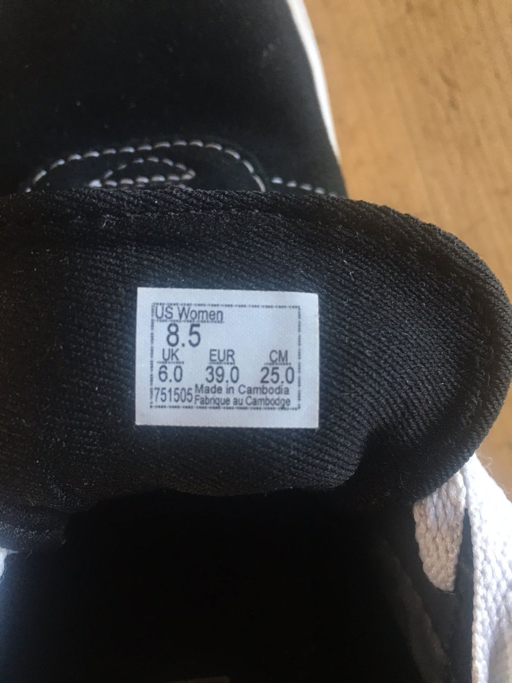 Vans Scarpe da donna: Vans Sneaker schwarz 39 – Nuovo (secondo la descrizione) da Mittelhäusern venduto da lacapo8 3