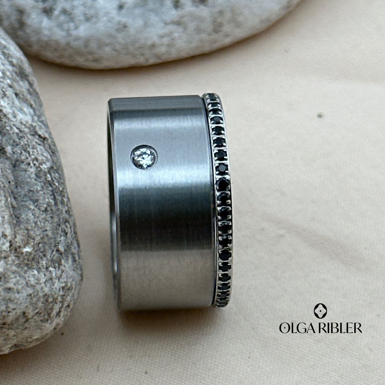 Olga Ribler Bagues: Edelstahl  Set aus 2 Ringen Grösse 58 – Neuf (Voir description) à Luzern par Schmuckoutlet 5
