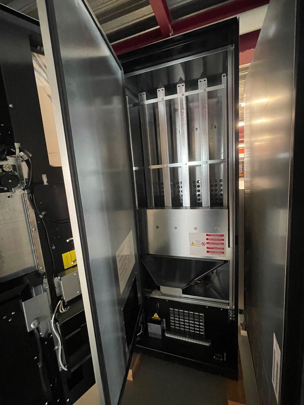 Altro per Gastronomia & Hotel: Kühlwarenautomat Vendo VF189/5 – Nuovo e nell'imballaggio originale da Moosseedorf venduto da Caffetta 3