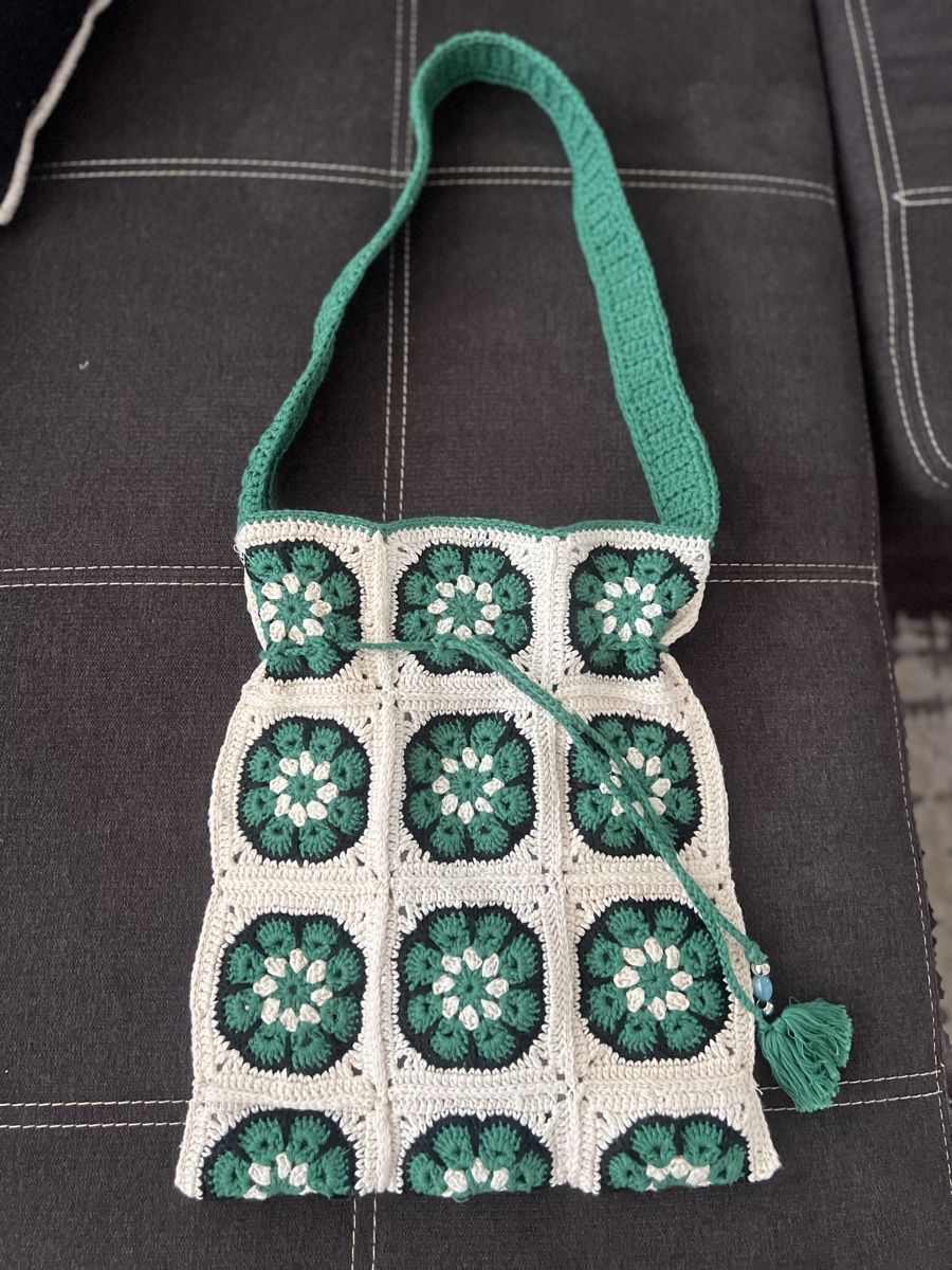 Taschen für Damen: Handtasche strick handmade – Neu (gemäss Beschreibung) aus Root von Fashionhomeandmore