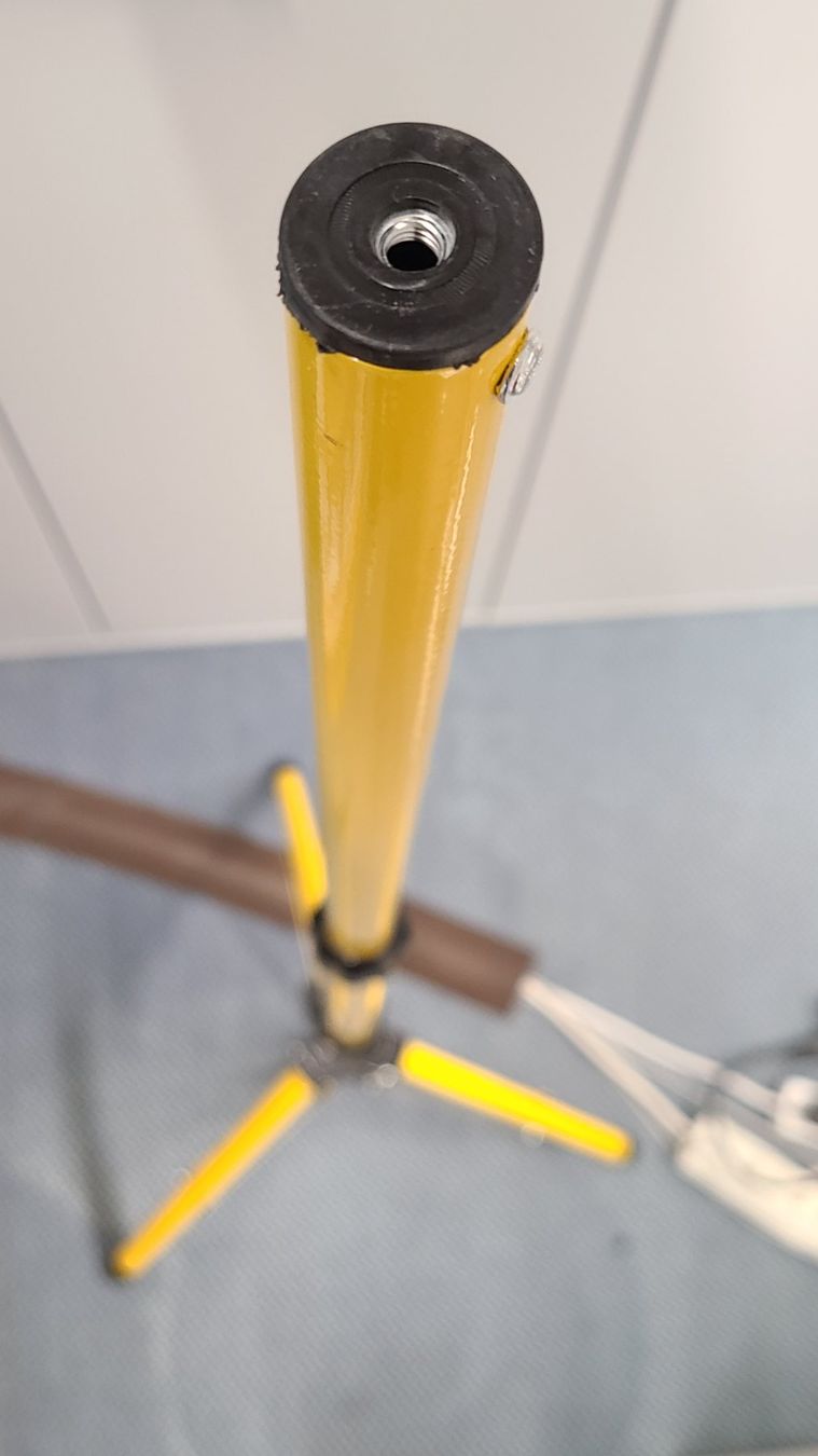 Treppiedi & Teste: Stativ Foto oder Lampenstativ - Top Zustand! – Nuovo e nell'imballaggio originale da Reinach BL venduto da biker71 3