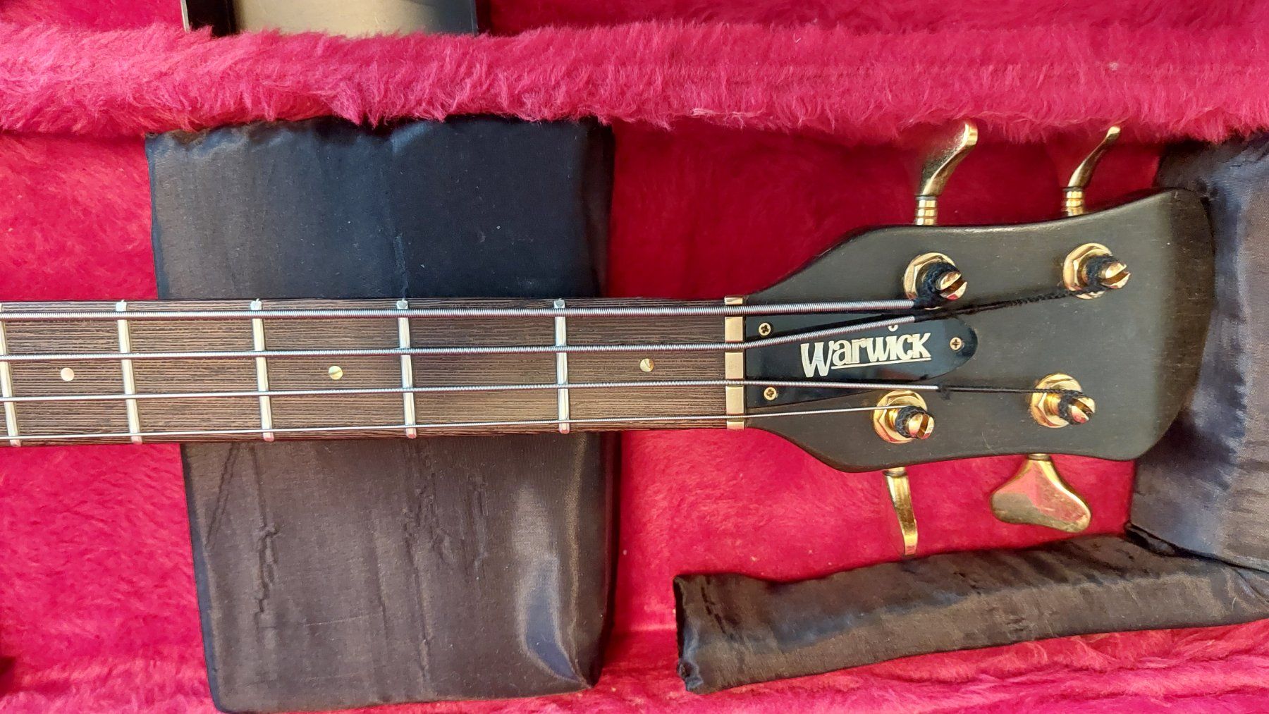 Strumenti musicali: Warwick Streamer Bass 1984 – Usato da Seeberg venduto da Gebi8 5