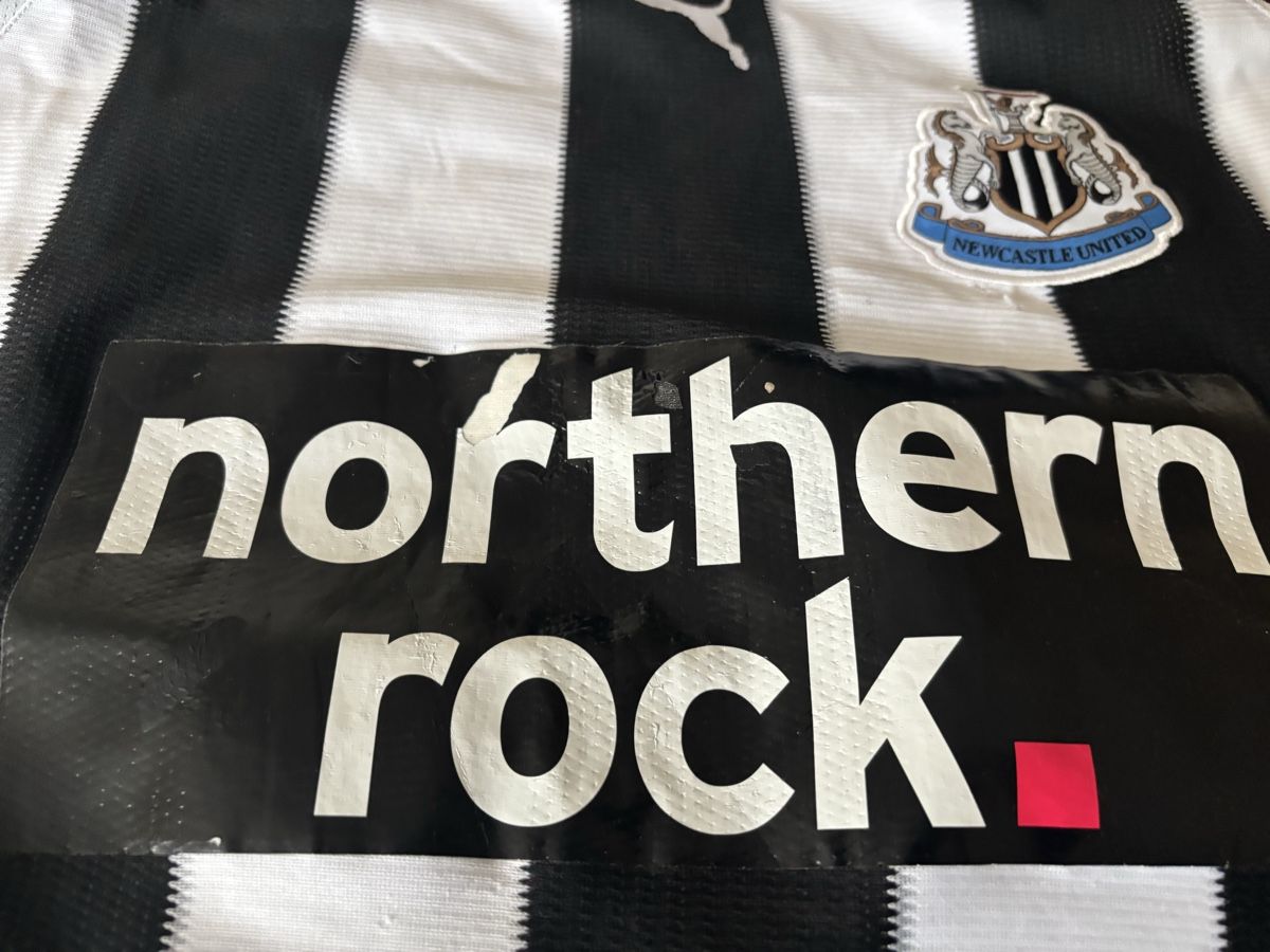 Puma Canottiere & Pantaloni: Newcastle maillot n37 Ben Arfa – Usato da Le Grand-Saconnex venduto da focamix 1