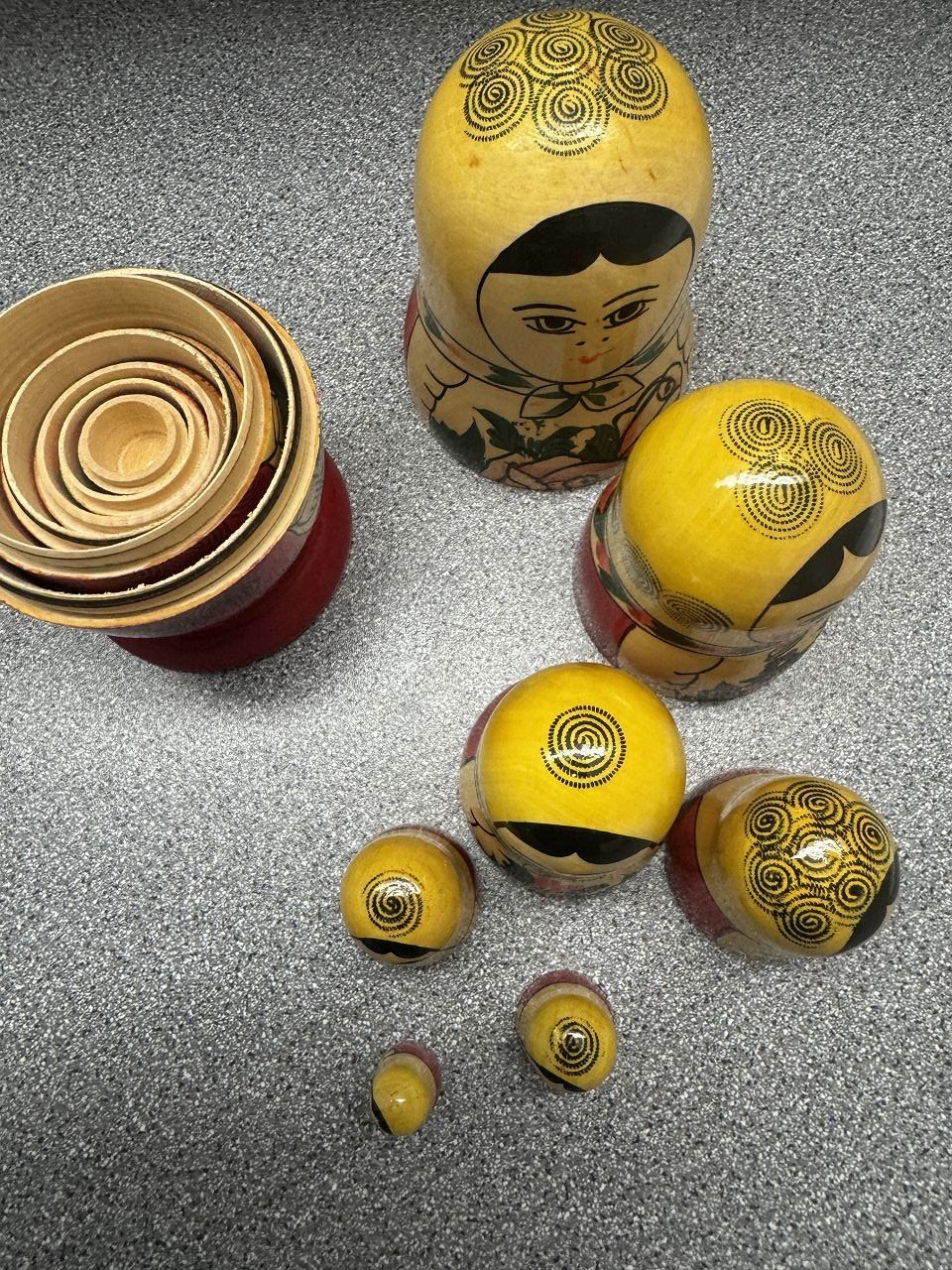 Figuren: Babuschka (7 teilig) – Gebraucht aus Bremgarten b. Bern von Bbu 3