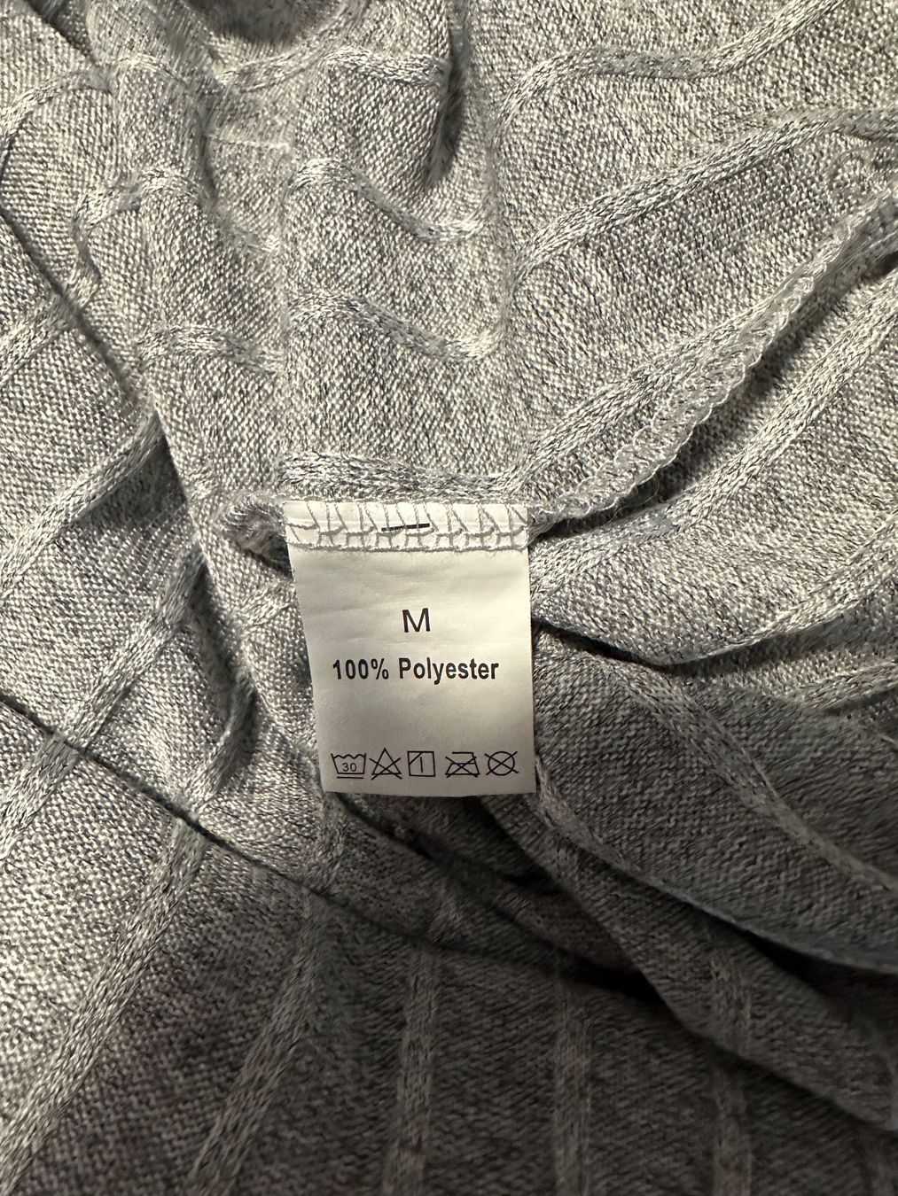 Kleider: Damen Kleid grau gerippt Grösse M – Gebraucht aus Schaan von Hermine2018 1