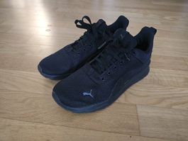 Puma Sneaker schwarz Grösse 42 guter Zustand