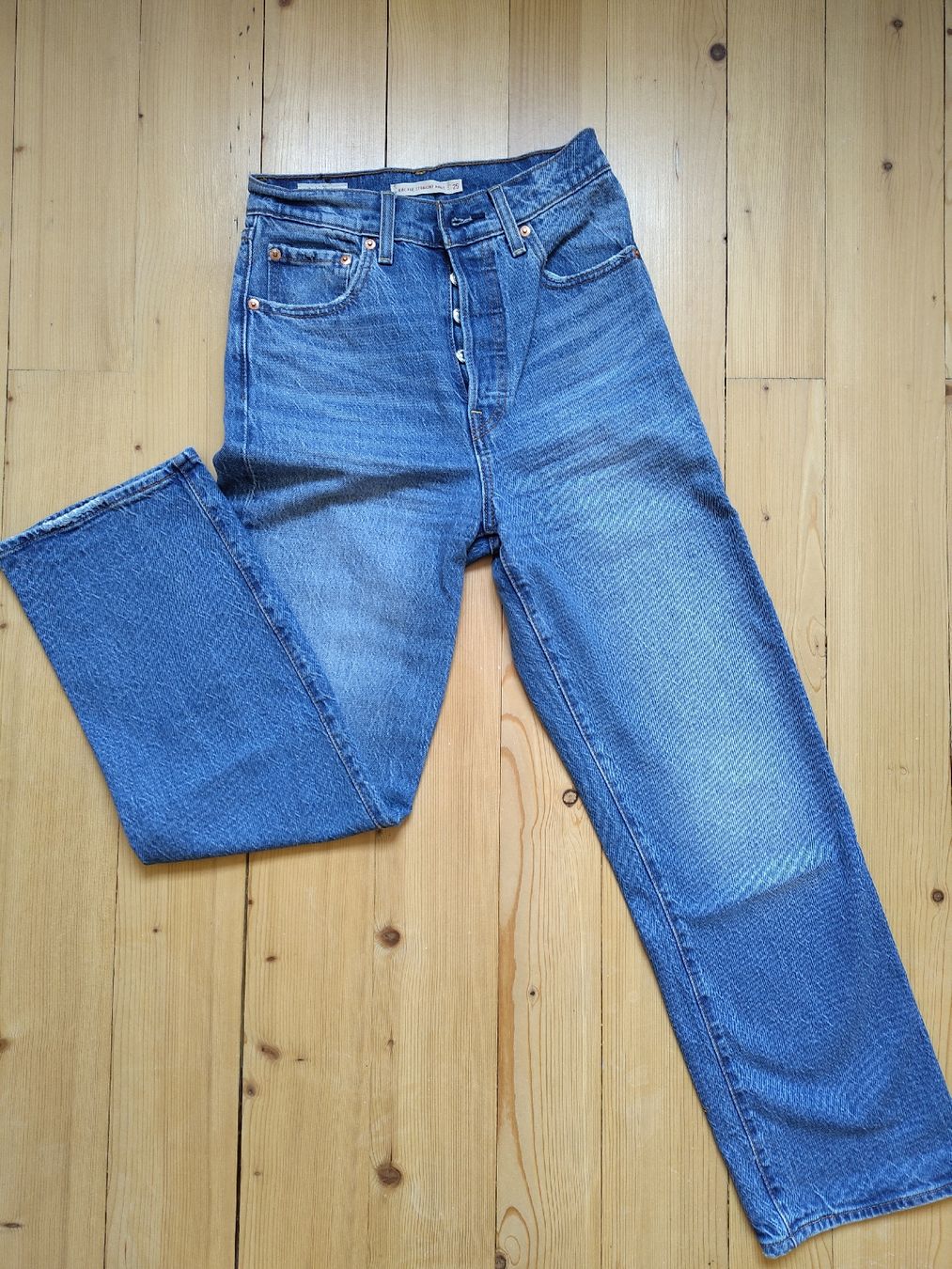 Levi's Jeans: Levi's Ribcage Straight Ankle 25/27 – Nuovo (secondo la descrizione) da Bern venduto da kat_69vw 1