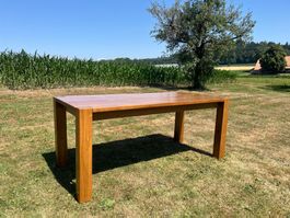 Holztisch Massiv