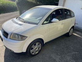 Audi A2 alle Service in VW Garage gemacht 