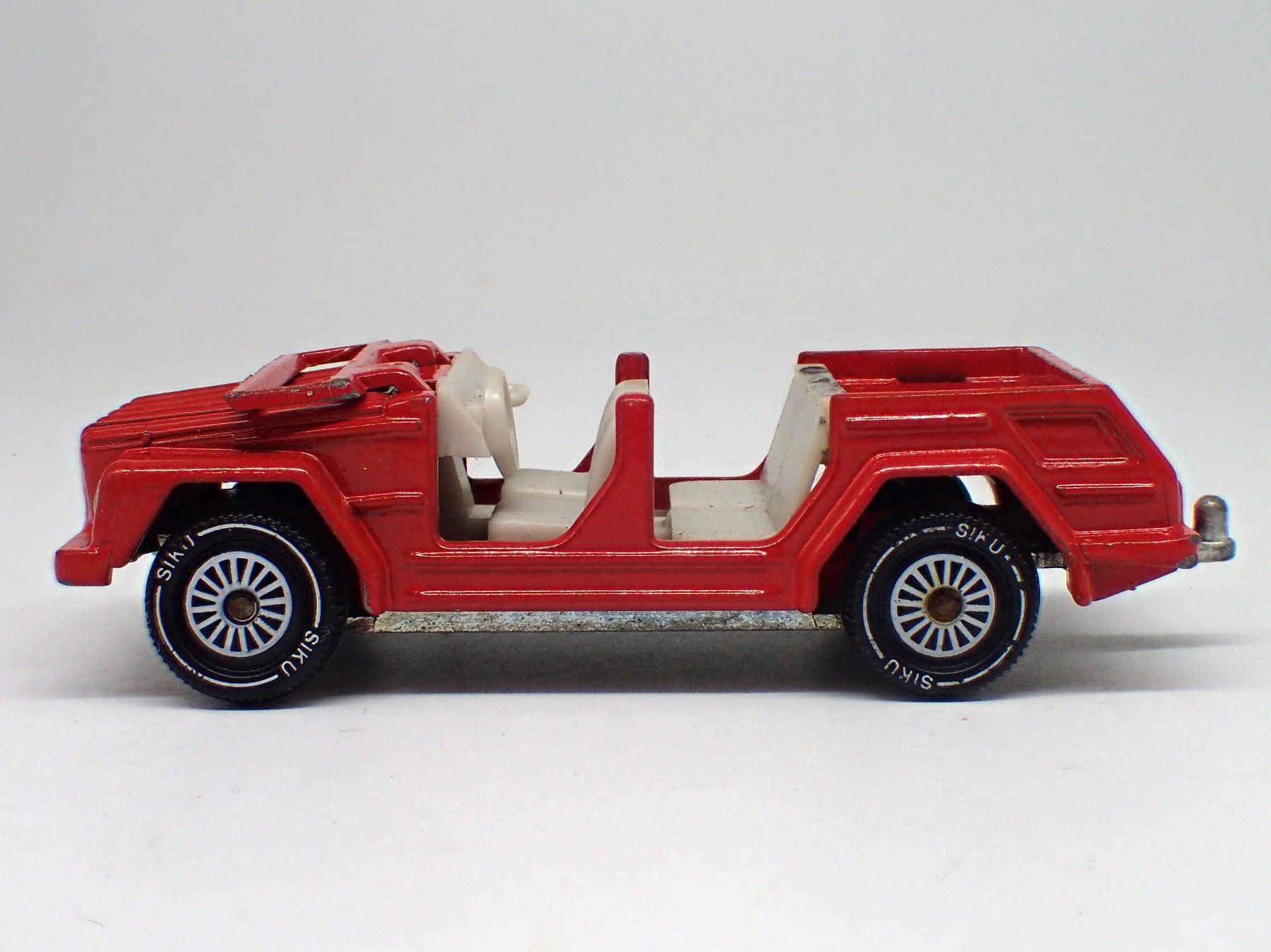 Siku Modellini d'auto: Siku 1032 - VW 181 – Usato da Ostermundigen venduto da archeopteryx 3