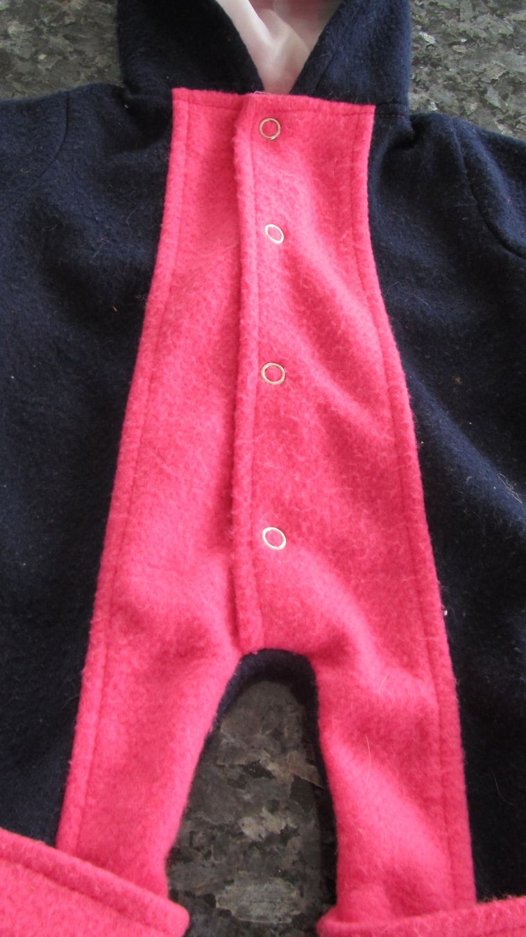 Bambole: COMBINAISON POUR POUPEE – Usato da Murten venduto da Selliot 2