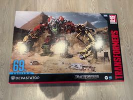 Transformers Studio Series Devastator 69