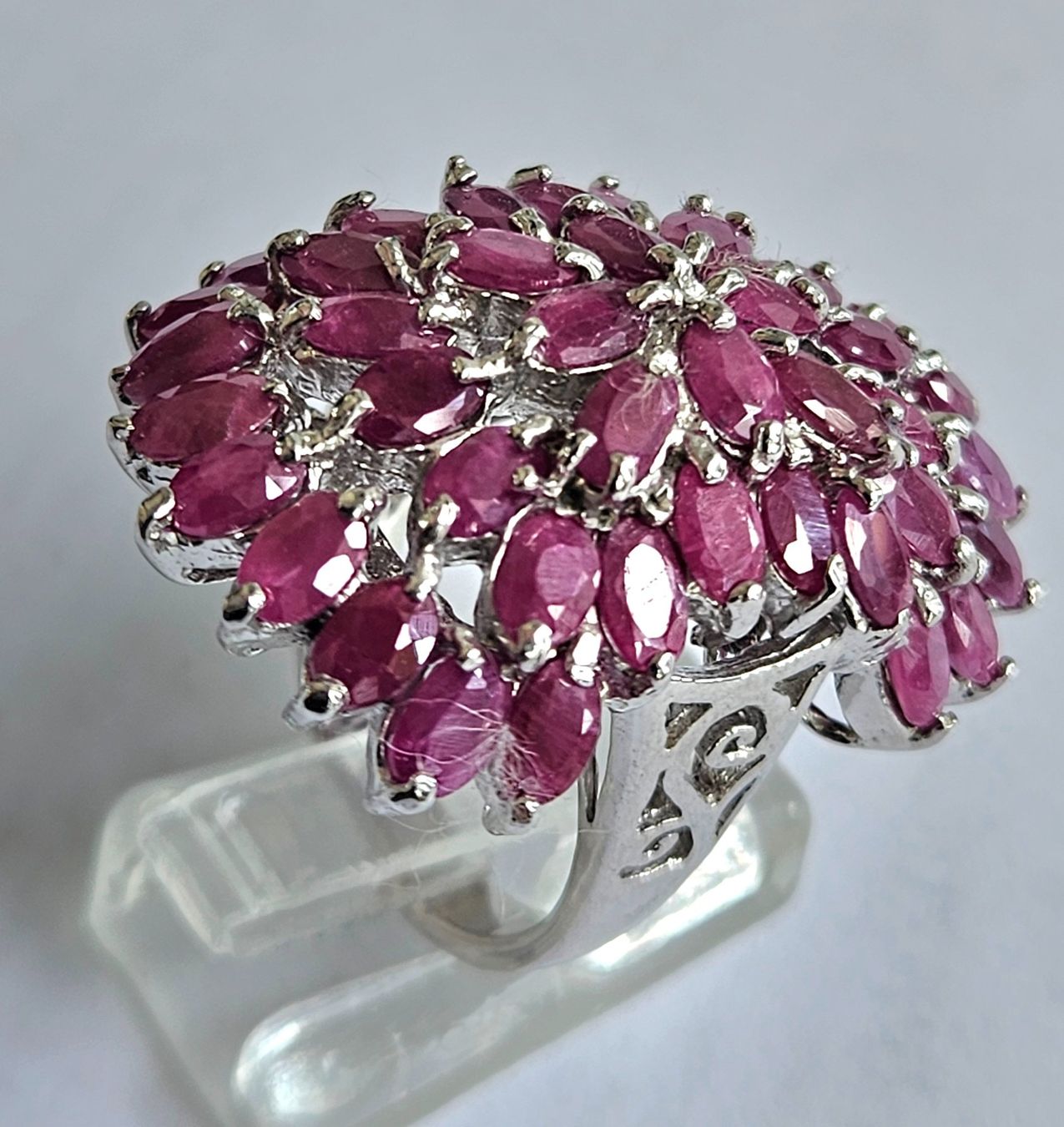 Anelli: Ring Silber mit vielen roten Rubinen, Ringgroesse 56 – Nuovo (secondo la descrizione) da Zürich venduto da benedikt12 5