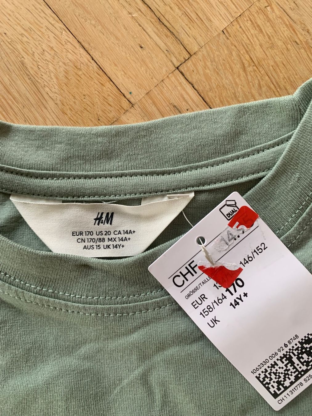 H&M T-shirt: Tshirt Skateboarder H&M 170cm – Nuovo e nell'imballaggio originale da Nyon venduto da Iamher 2