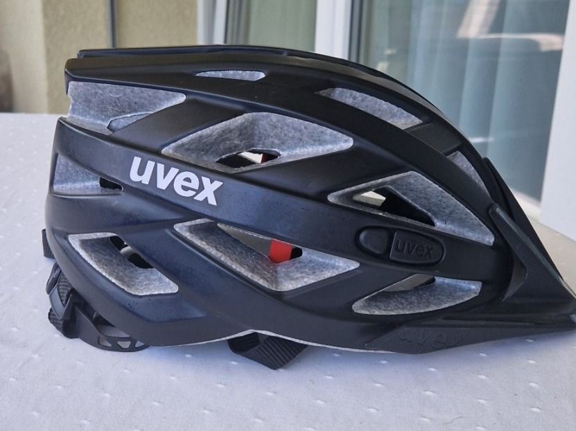 Uvex I-vo CC Casque Vélo Adulte – Léger, Double Coque Inmould, 24 Aérations, Visière Amovible, Système IAS 3D, Préparé LED