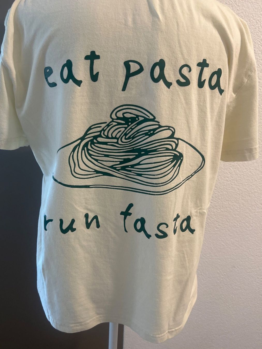 T-shirt: T-Shirt hellgelb mit Aufdruck Grösse M – Usato da Brunnen venduto da Nala2929 5