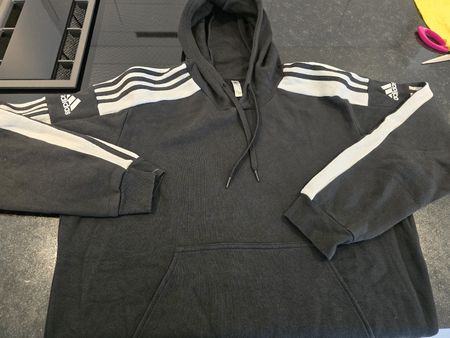 Adidas Pullover schwarz Grösse XL  ZUSTAND NEU TOPP ZUSTAND