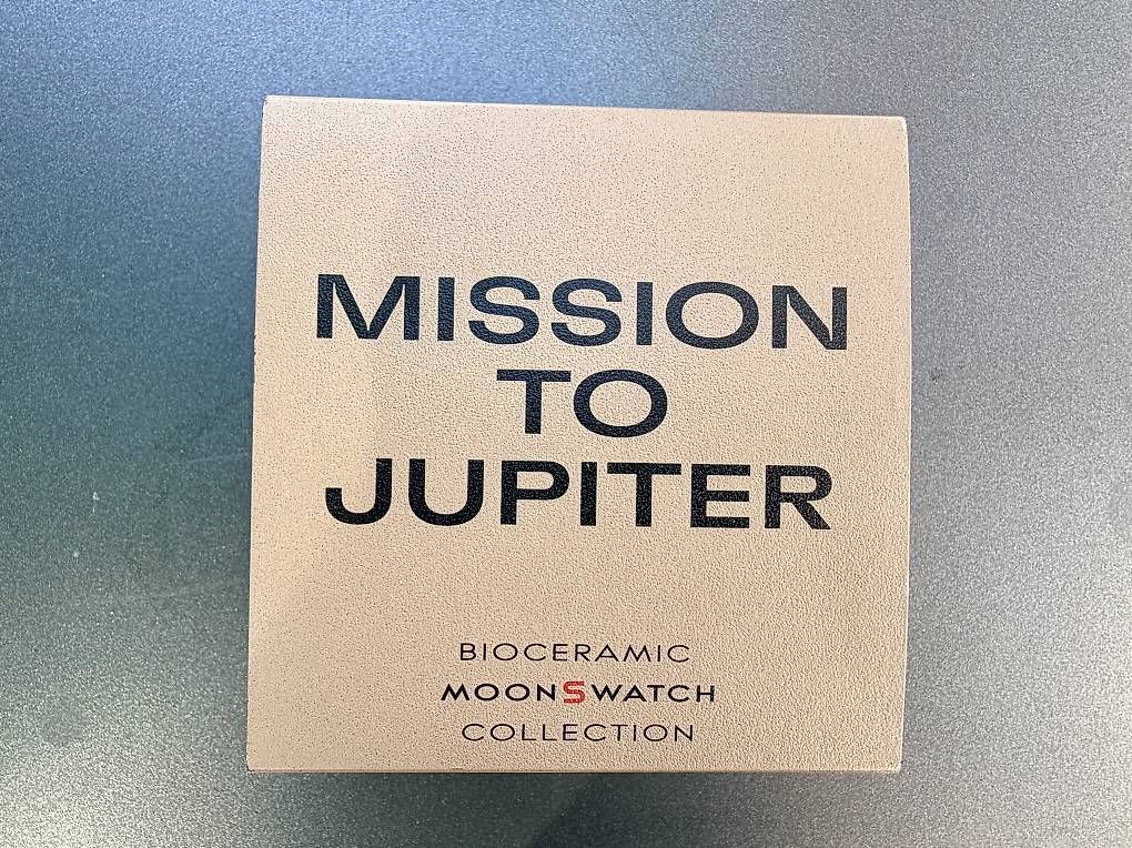 Swatch Orologi: Swatch x Omega Jupiter – Usato da Richterswil venduto da Traemlis 1
