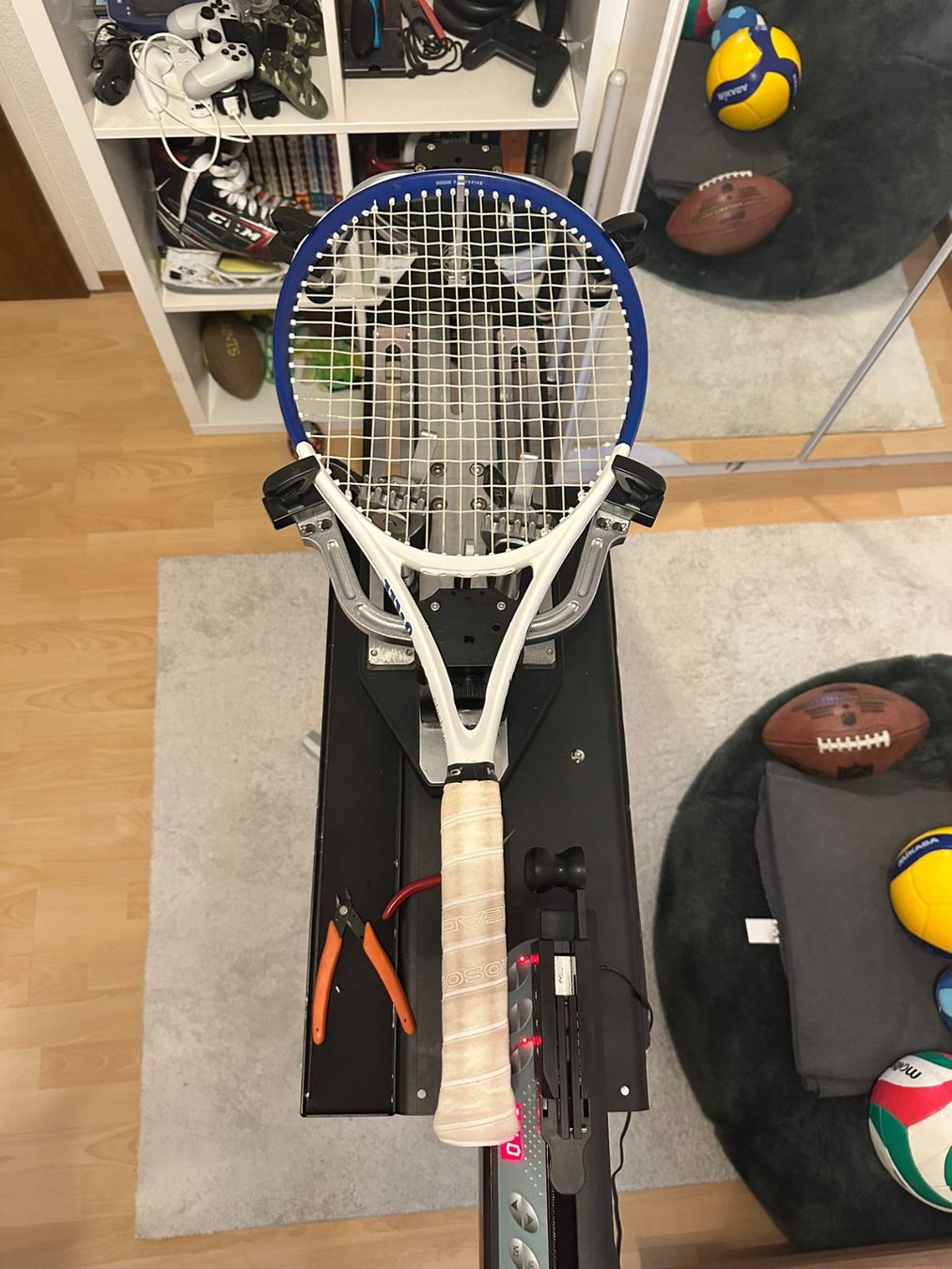 Racchette: Tennisschläger Bespannungsservice (Racket stringing service) – Nuovo e nell'imballaggio originale da Nidau venduto da Keny97 3