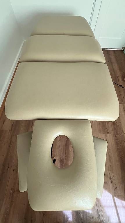 Sedie a sdraio: Elektrische Therapieliege – Usato da Zürich venduto da Gina_go 2