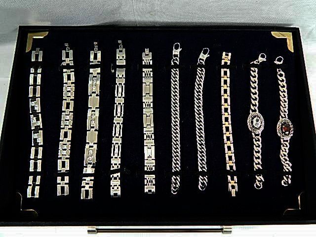 Catenine: 99 Stk. Schmuckstücke Collier Koffer – Nuovo (secondo la descrizione) da Hittnau venduto da Silvio50 7