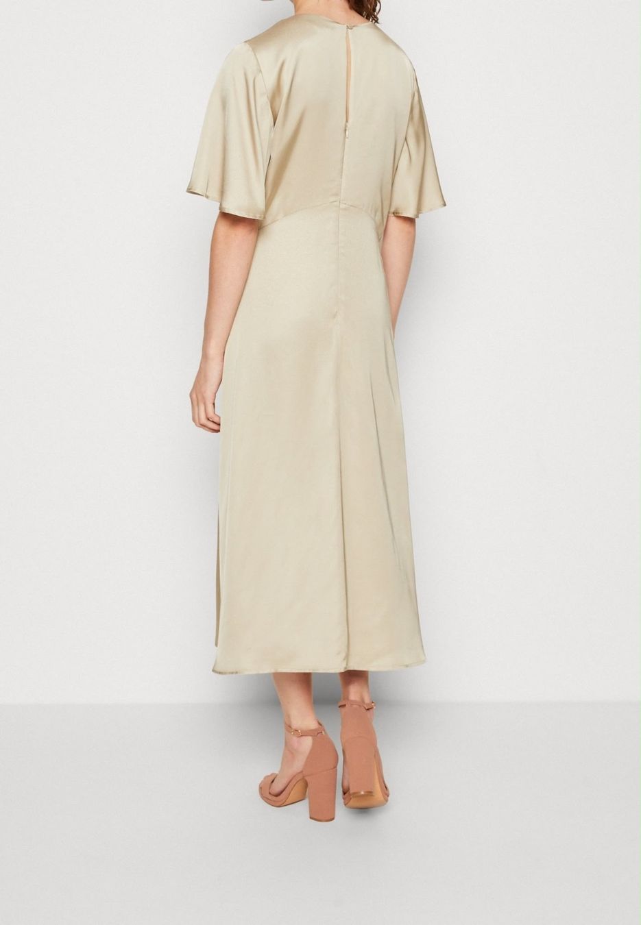 Esprit Robes: Robe soirée dorée longue – Neuf avec emballage d'origine à Montreux par iza_peche8 1