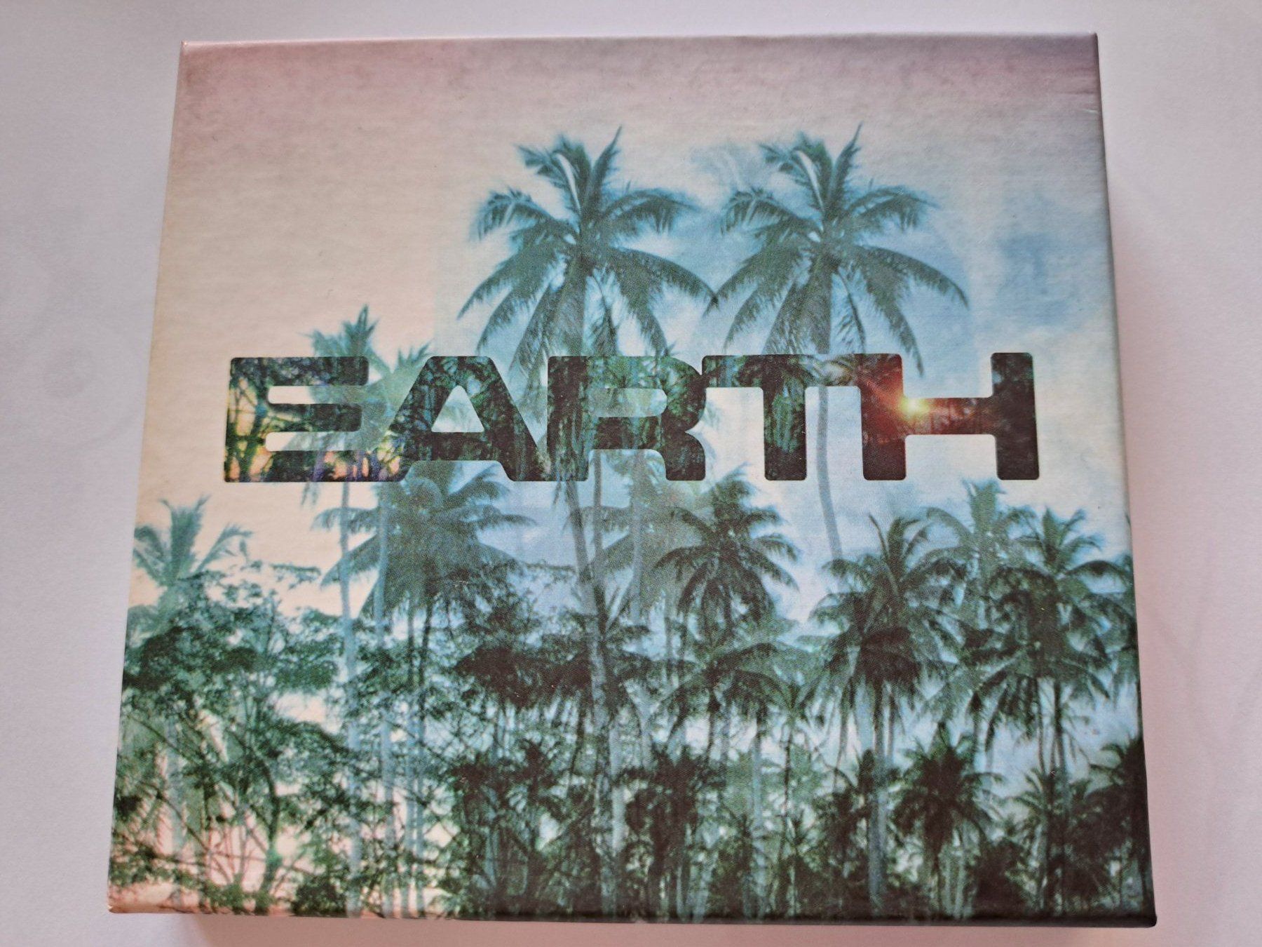 CD: Cd Lacarno & Burns - Earth – Usato da Pully venduto da bro_n52j