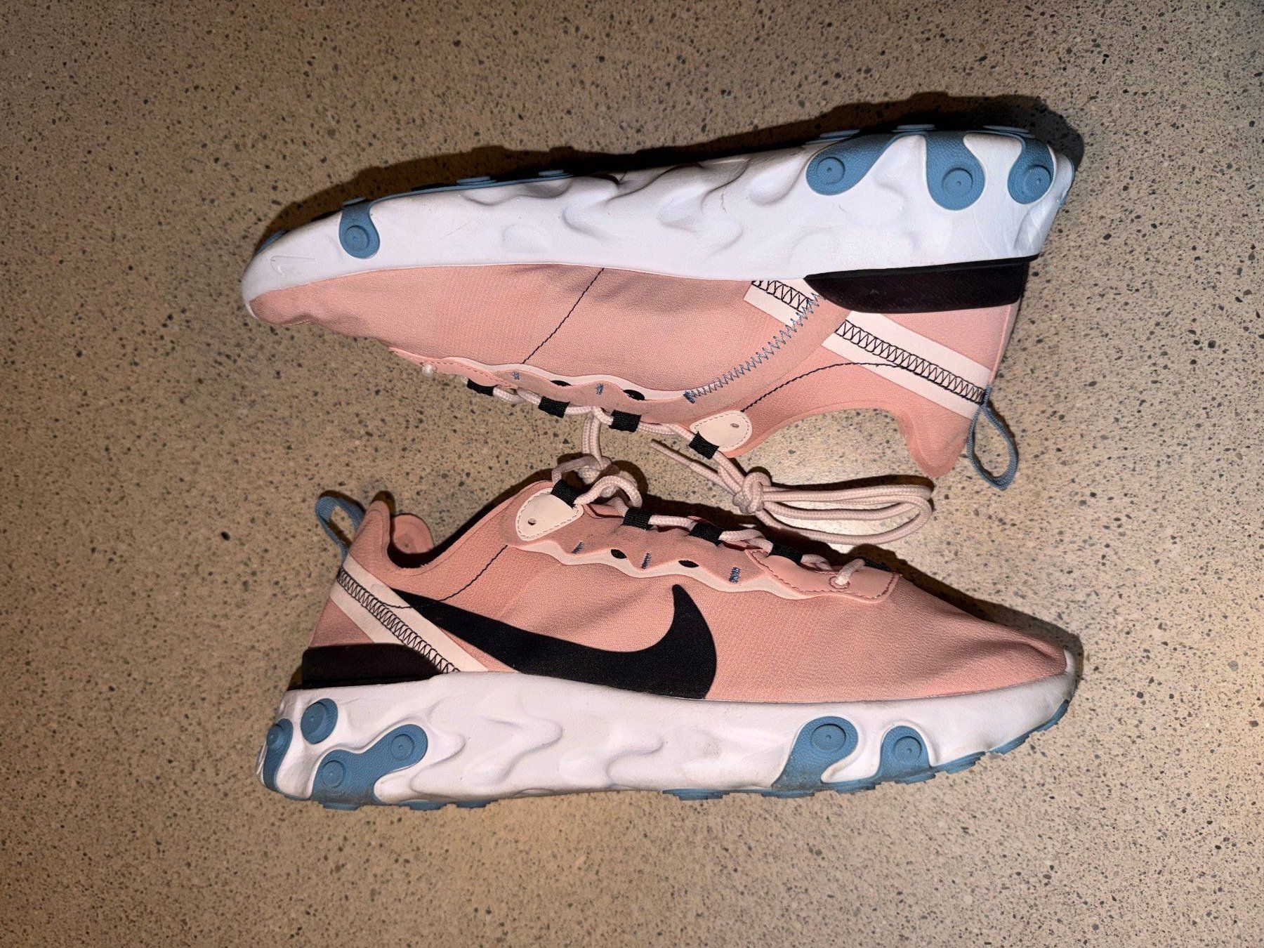 Nike Scarpe da donna: Nike React Element 55 Damen Gr. 41 Rosa Sneakers wie neu – Nuovo (secondo la descrizione) da Baden venduto da sawill93
