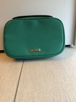 Bobbi Brown Necessaire