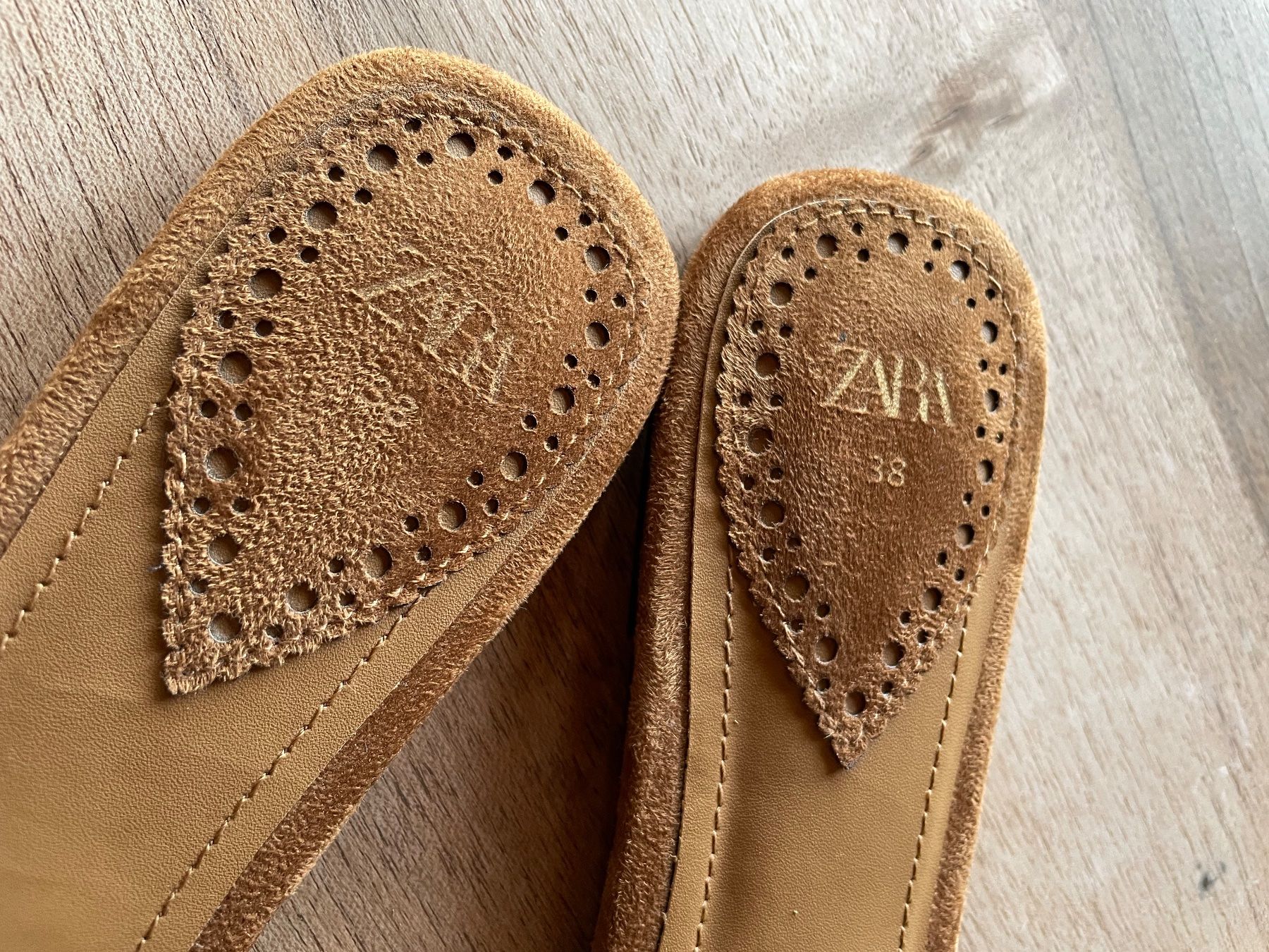 Zara Scarpe da donna: ZARA Slipper, Pantoletten, Gr. 38 – Nuovo (secondo la descrizione) da St. Peterzell venduto da andrea2012 2