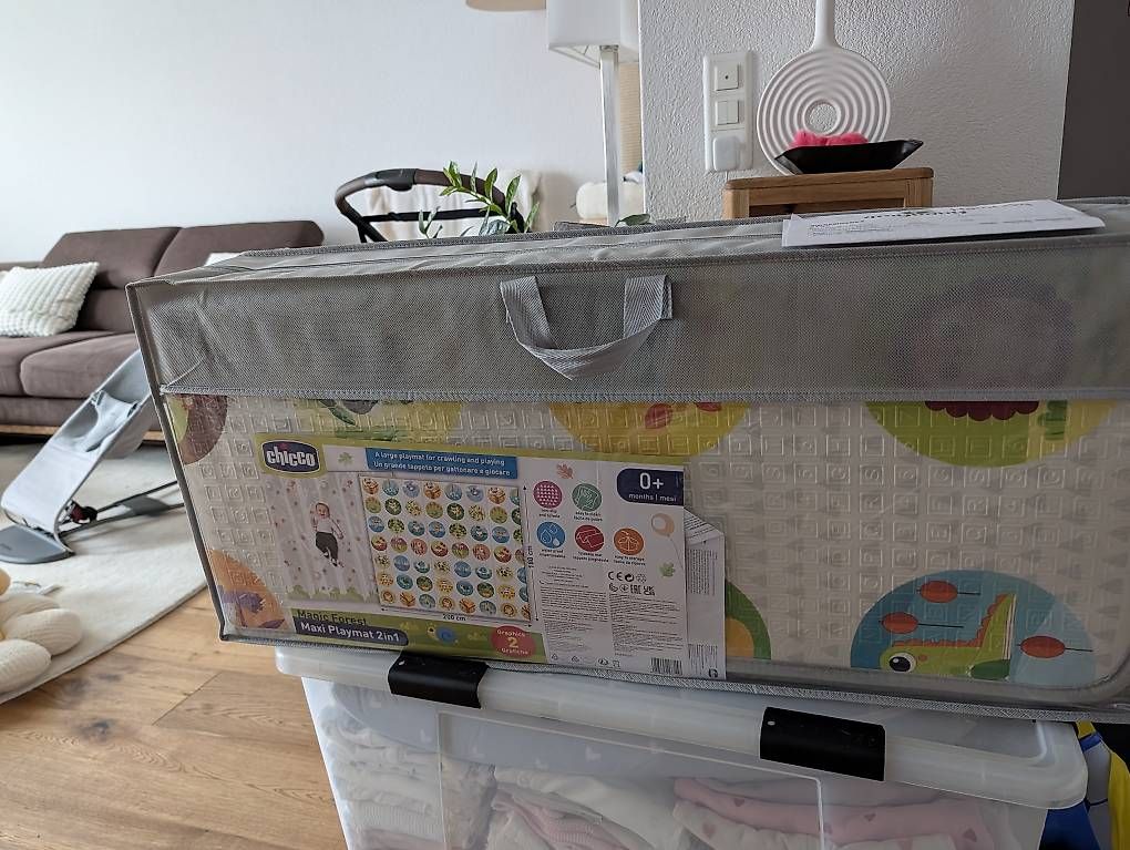 Spielmatte: Chicco XXL Baby Spielmatte  Neu & OVP (200 x 180 cm) – Gebraucht aus Wallisellen von Bma1000 1