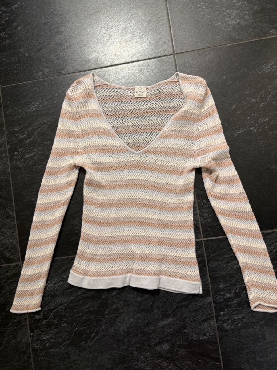 FTC Pulls & Sweat-shirts: Cashmere FTC Pullover S – D'occasion à Däniken SO par NBdesign 2