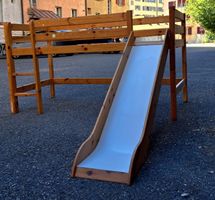 Kinderbett mit Rutsche