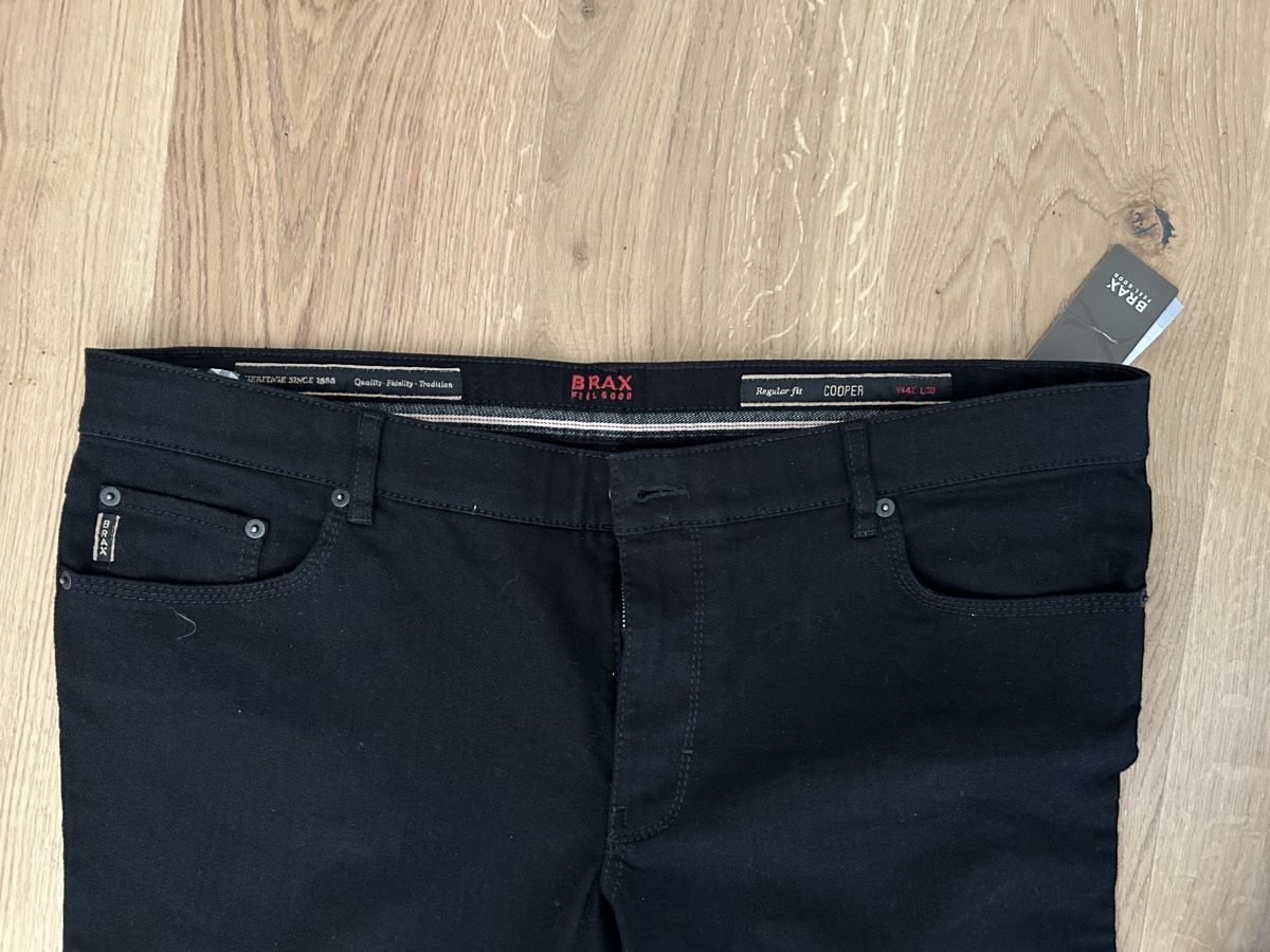 Brax Jeans: Brax Cooper Herren Jeans Gr.42/30 – Nuovo e nell'imballaggio originale da Emmen venduto da Carbru 1