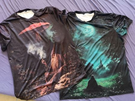 2x T-Shirts Grösse XL Fantasy Motiv wie neu