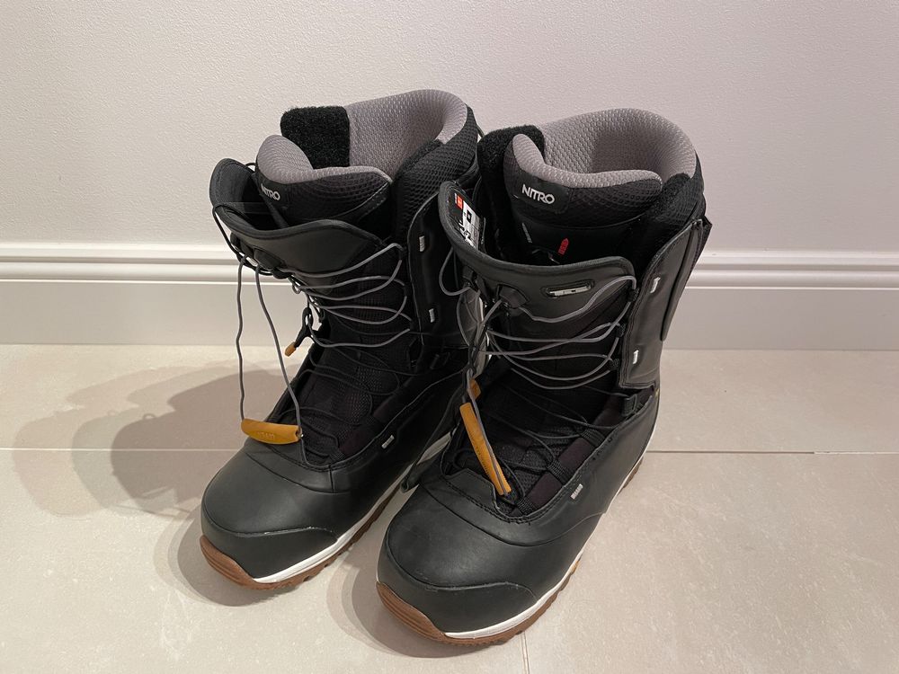 Neue Snowboard-Schuhe NITRO Venture Pro TLS Men's Gr. 44 (Neu (gemäss ...