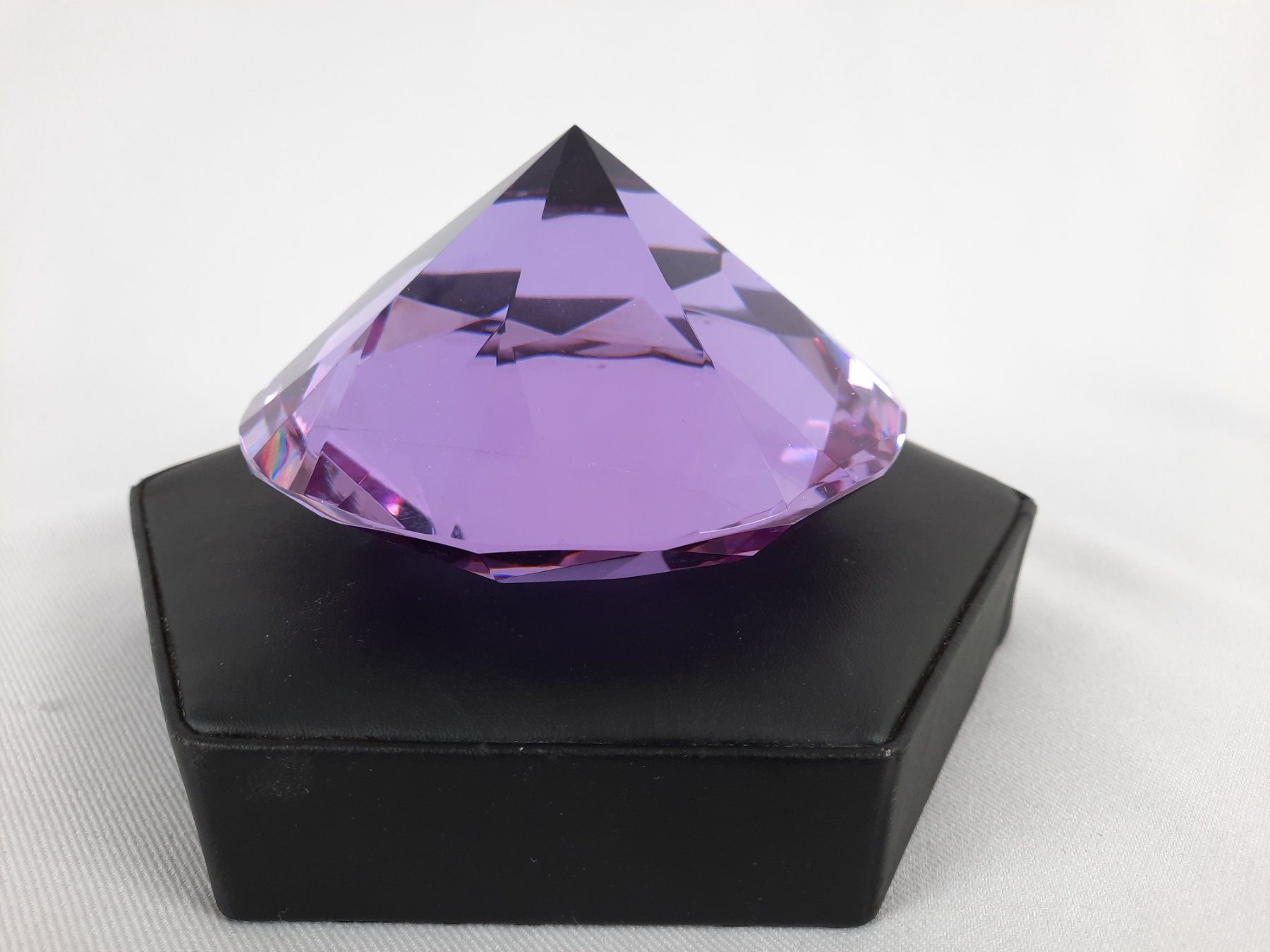 Bicchieri: 3 Glaskristalle violett – Usato da Beinwil am See venduto da Restwert_Beinwil 2